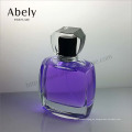 Botella de cristal elegante y de moda para el perfume